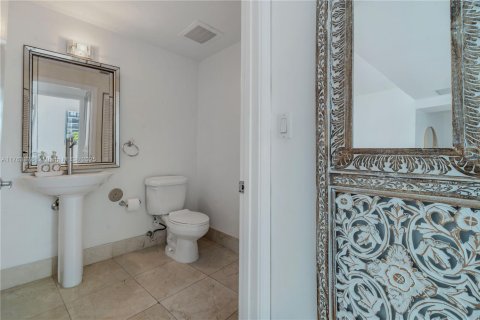 Condo in Miami, Florida, 2 bedrooms  № 1577581 - photo 20