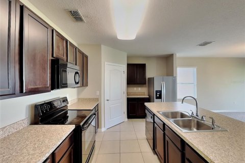 Casa en alquiler en Davenport, Florida, 4 dormitorios, 166.11 m2 № 1844271 - foto 4