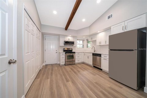 Apartamento en alquiler en Altamonte Springs, Florida, 2 dormitorios, 90.58 m2 № 1771067 - foto 9
