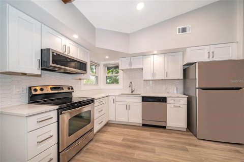 Apartamento en alquiler en Altamonte Springs, Florida, 2 dormitorios, 90.58 m2 № 1771067 - foto 7