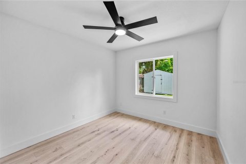 Casa en venta en Orlando, Florida, 3 dormitorios, 182.83 m2 № 1886796 - foto 16