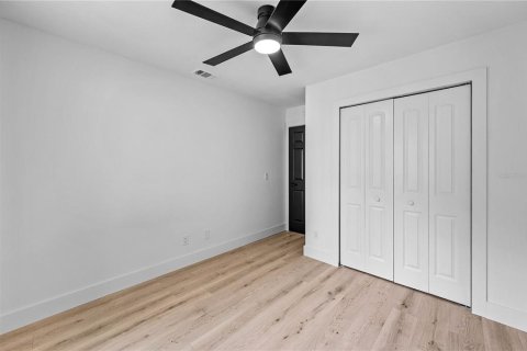 Casa en venta en Orlando, Florida, 3 dormitorios, 182.83 m2 № 1886796 - foto 15