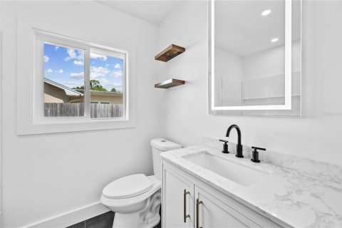 Casa en venta en Orlando, Florida, 3 dormitorios, 182.83 m2 № 1886796 - foto 13