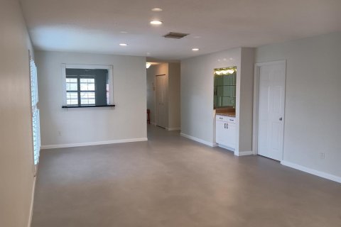 Condo in Boca Raton, Florida, 2 bedrooms № 2240850 - photo 5