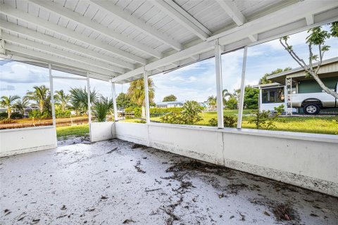 House in Port Charlotte, Florida 3 bedrooms, 108.14 sq.m. № 1389101 - photo 14