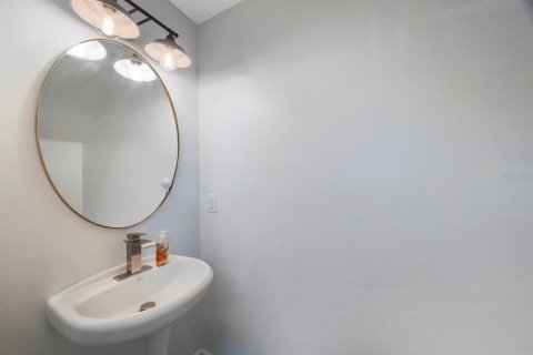 Adosado en venta en Brandon, Florida, 3 dormitorios, 159.61 m2 № 1822562 - foto 13
