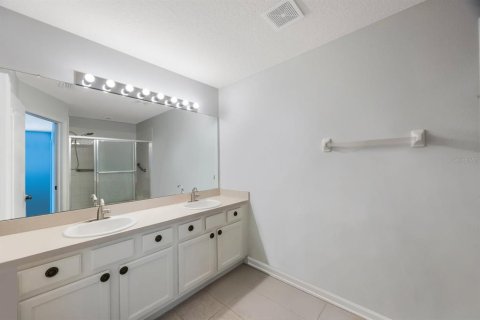 Adosado en venta en Brandon, Florida, 3 dormitorios, 159.61 m2 № 1822562 - foto 19