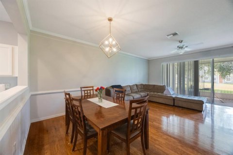 Adosado en venta en Brandon, Florida, 3 dormitorios, 159.61 m2 № 1822562 - foto 9