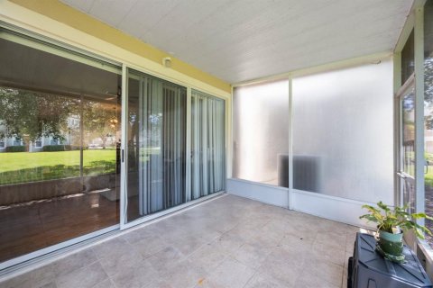 Adosado en venta en Brandon, Florida, 3 dormitorios, 159.61 m2 № 1822562 - foto 25