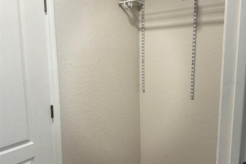 Condo in Orlando, Florida, 2 bedrooms № 2231962 - photo 10