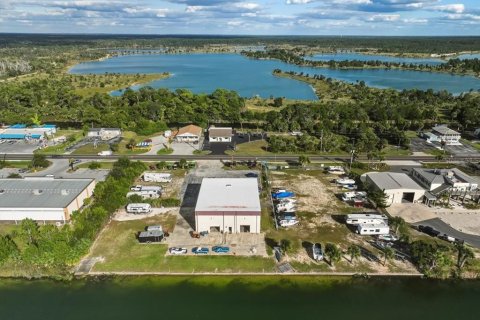 Commercial property in Hernando Beach, Florida № 2205019 - photo 11