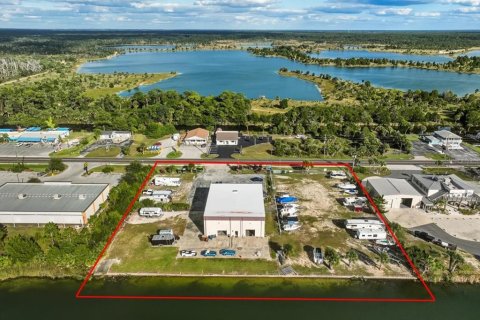Commercial property in Hernando Beach, Florida № 2205019 - photo 7