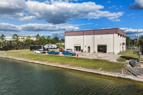 Commercial property in Hernando Beach, Florida № 2205019 - photo 18