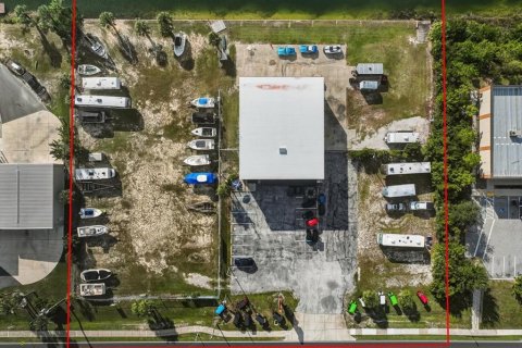 Commercial property in Hernando Beach, Florida № 2205019 - photo 4