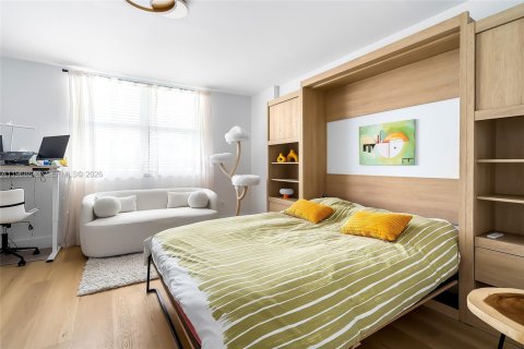 Condo in North Miami Beach, Florida, 2 bedrooms  № 2031793 - photo 23