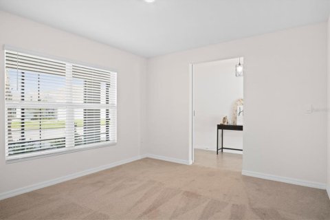 Casa en alquiler en Wildwood, Florida, 5 dormitorios, 241.92 m2 № 1915880 - foto 22