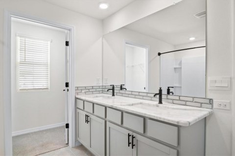 Casa en alquiler en Wildwood, Florida, 5 dormitorios, 241.92 m2 № 1915880 - foto 6