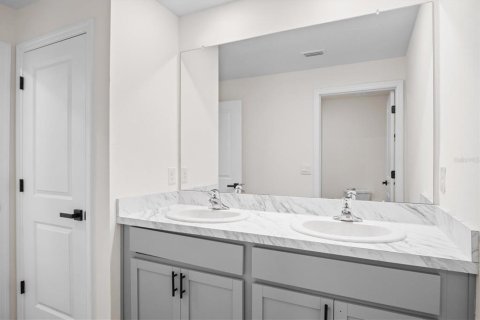 Casa en alquiler en Wildwood, Florida, 5 dormitorios, 241.92 m2 № 1915880 - foto 15