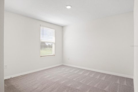 Casa en alquiler en Wildwood, Florida, 5 dormitorios, 241.92 m2 № 1915880 - foto 14