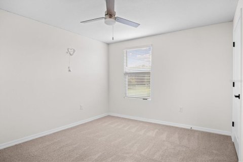 Casa en alquiler en Wildwood, Florida, 5 dormitorios, 241.92 m2 № 1915880 - foto 13