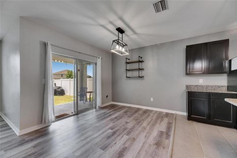 House in Riverview, Florida 4 bedrooms, 171.5 sq.m. № 1725402 - photo 25