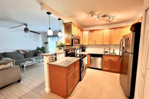 Condo in Deerfield Beach, Florida, 1 bedroom  № 1970338 - photo 6
