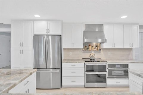 Casa en venta en Saint Pete Beach, Florida, 3 dormitorios, 215.35 m2 № 1816247 - foto 15