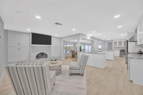 Casa en venta en Saint Pete Beach, Florida, 3 dormitorios, 215.35 m2 № 1816247 - foto 12