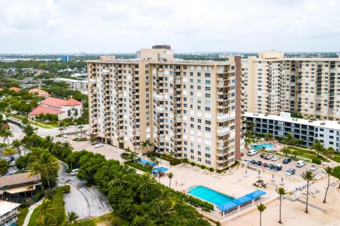 Copropriété à vendre à Lauderdale-by-the-Sea, Floride: 1 chambre, 55.74 m2 № 2355440 - photo 5