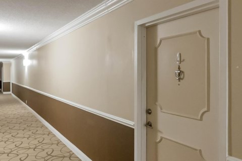 Copropriété à vendre à Lauderdale-by-the-Sea, Floride: 1 chambre, 55.74 m2 № 2355440 - photo 30