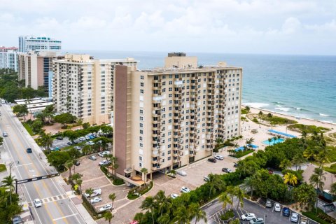 Copropriété à vendre à Lauderdale-by-the-Sea, Floride: 1 chambre, 55.74 m2 № 2355440 - photo 2