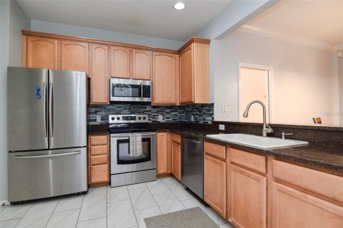 Touwnhouse à vendre à Pinellas Park, Floride: 2 chambres, 160.72 m2 № 1873950 - photo 2