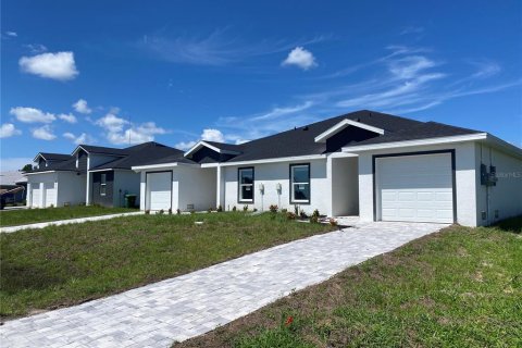 Apartment in Port Charlotte, Florida 3 bedrooms, 128.11 sq.m. № 2395971