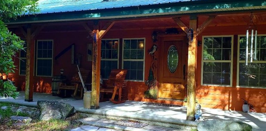 House in Branford, Florida 2 bedrooms, 157.75 sq.m. № 1808671