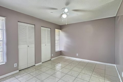 Copropriété à louer à Coral Springs, Floride: 2 chambres, 71.35 m2 № 2323965 - photo 16