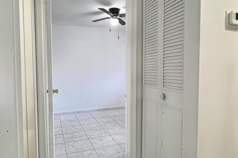 Copropriété à louer à Coral Springs, Floride: 2 chambres, 71.35 m2 № 2323965 - photo 19