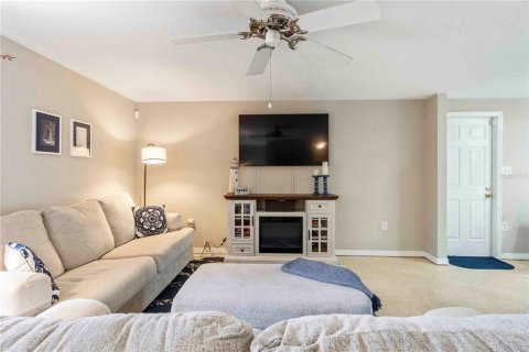 House in Punta Gorda, Florida 2 bedrooms, 103.86 sq.m. № 2391569 - photo 13