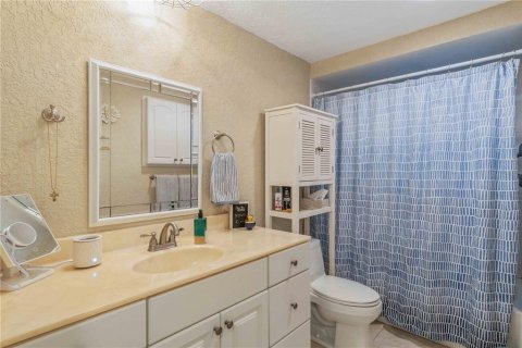 House in Punta Gorda, Florida 2 bedrooms, 103.86 sq.m. № 2391569 - photo 23