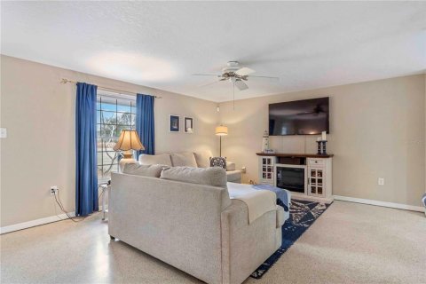 House in Punta Gorda, Florida 2 bedrooms, 103.86 sq.m. № 2391569 - photo 11