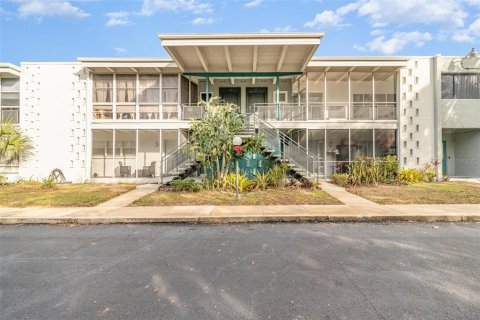 Condo à Winter Park, Floride, 2 chambres  № 2235953