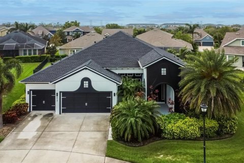 House in Apollo Beach, Florida 4 bedrooms, 308.9 sq.m. № 1844675 - photo 2