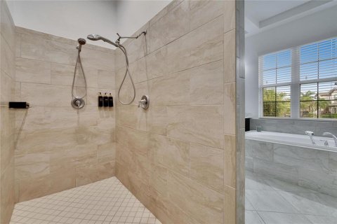 House in Apollo Beach, Florida 4 bedrooms, 308.9 sq.m. № 1844675 - photo 30
