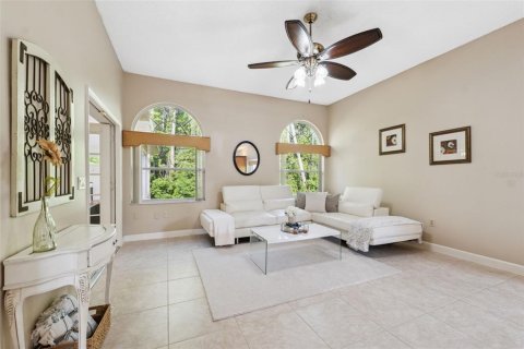 House in Spring Hill, Florida 4 bedrooms, 315.4 sq.m. № 1653793 - photo 14