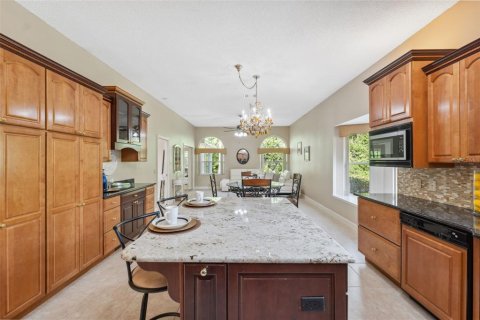 House in Spring Hill, Florida 4 bedrooms, 315.4 sq.m. № 1653793 - photo 20