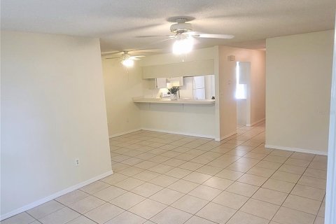 Villa ou maison à vendre à Bradenton, Floride: 2 chambres, 121.05 m2 № 2234681 - photo 13