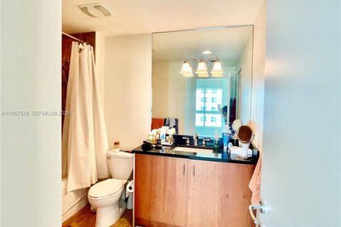 Copropriété à louer à Miami, Floride: 1 chambre, 50.54 m2 № 2029693 - photo 15