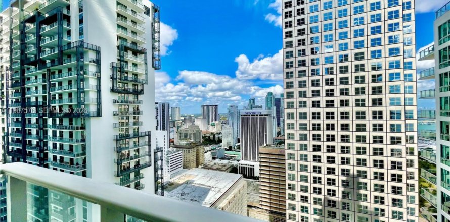 Condo à Miami, Floride, 1 chambre  № 2029693