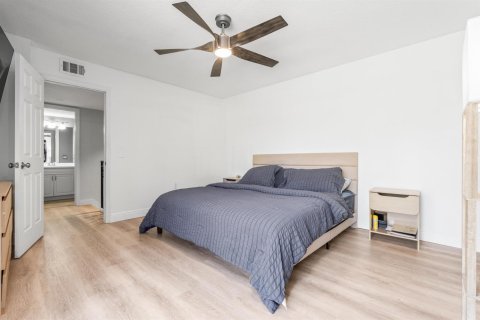 Touwnhouse à vendre à West Palm Beach, Floride: 2 chambres, 114.83 m2 № 2250080 - photo 21