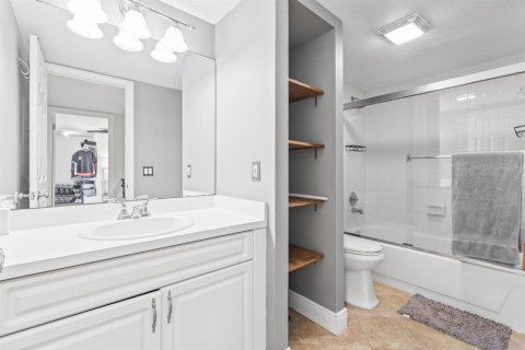 Touwnhouse à vendre à West Palm Beach, Floride: 2 chambres, 114.83 m2 № 2250080 - photo 26
