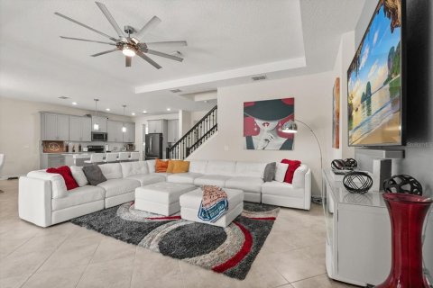 House in Davenport, Florida 4 bedrooms, 308.16 sq.m. № 1749405 - photo 22